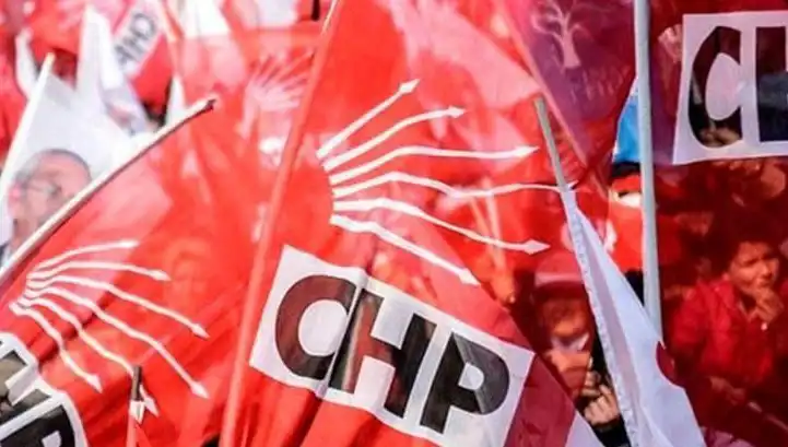 CHP'deki Kriz Büyüyor: Ataşehir, Esenyurt ve Sarıyer Kongreleri İptal Edildi