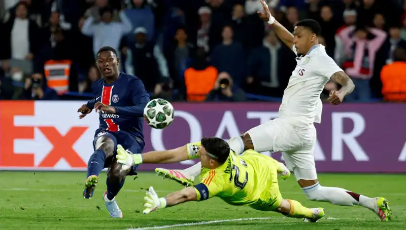 Şampiyonlar Ligi Rövanşları: Aston Villa ve Dortmund'un Şampiyonluk Hayalleri