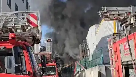 Tuzla'daki Fabrika Yangını: Kontrol Altına Alındı, Tedbirler Alınıyor