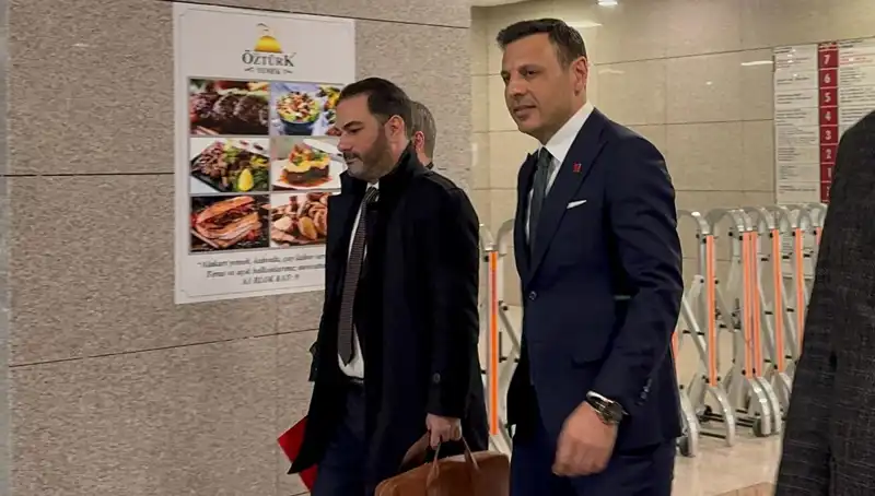 CHP İstanbul İl Başkanı Özgür Çelik’den Sarsıcı Açıklama: "Sorumluluklarımı Yerine Getiriyorum"