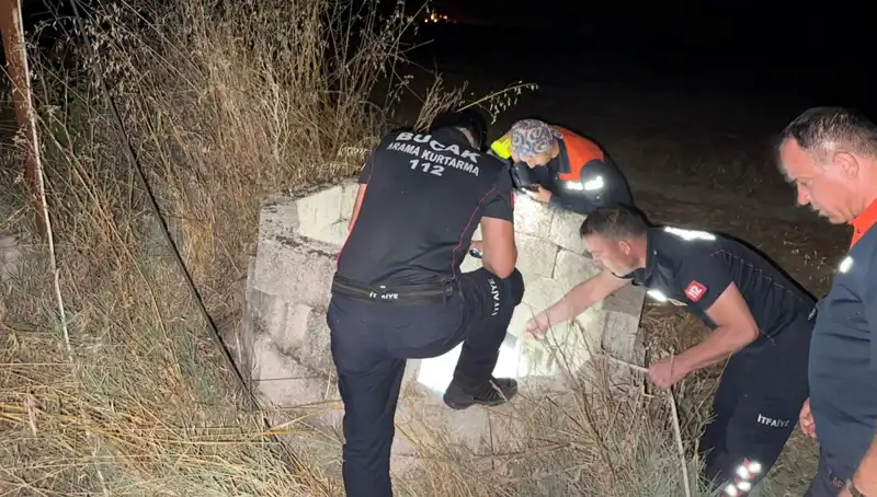 Burdur'da Kuyuya Düşen Kediyi İtfaiye Ekipleri Zamansız Kurtardı